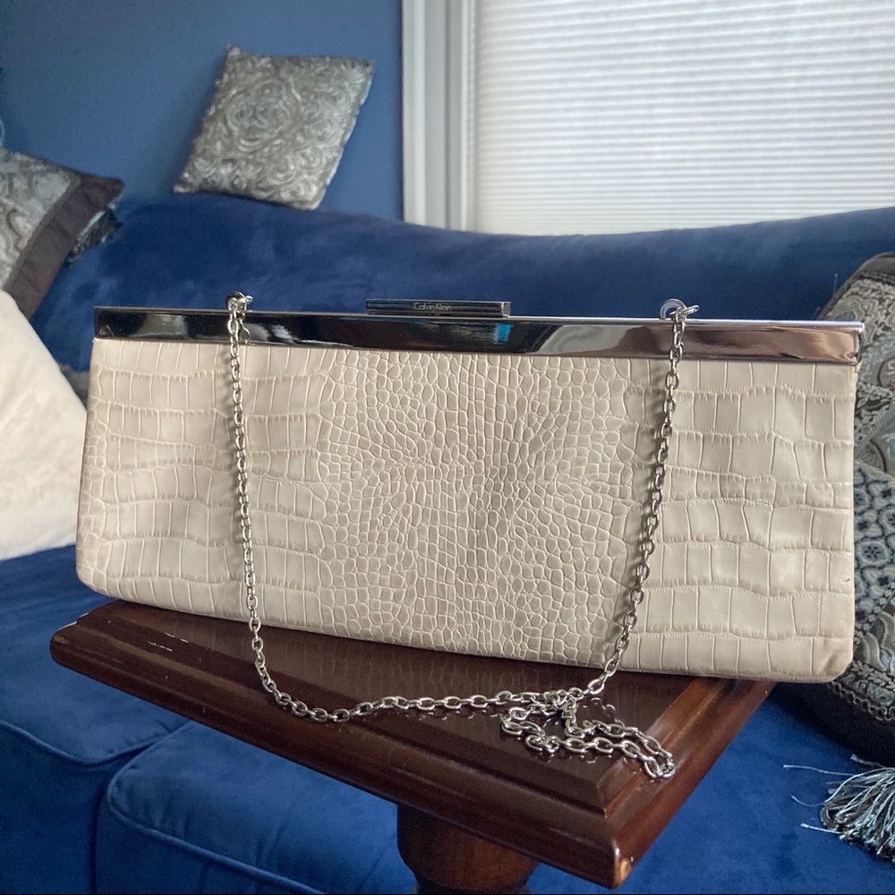 Calvin Klein ivory snakeskin clutch shoulder bag!